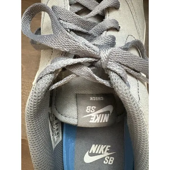 Nike SB Check Solar Canvas Sneaker Men Size US 10 Cool Grey Casual 843896-003
