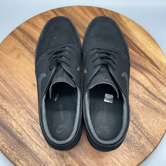 Nike SB Zoom Stefan Janoski Shoes Mens Size 13 Black Suede Skate Casual Sneakers