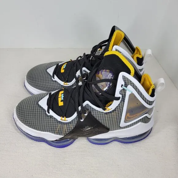 Nike Shoes Mens Sz 12 LeBron XIX Graduate Hardwood CZ0203-002 Sneakers Sports