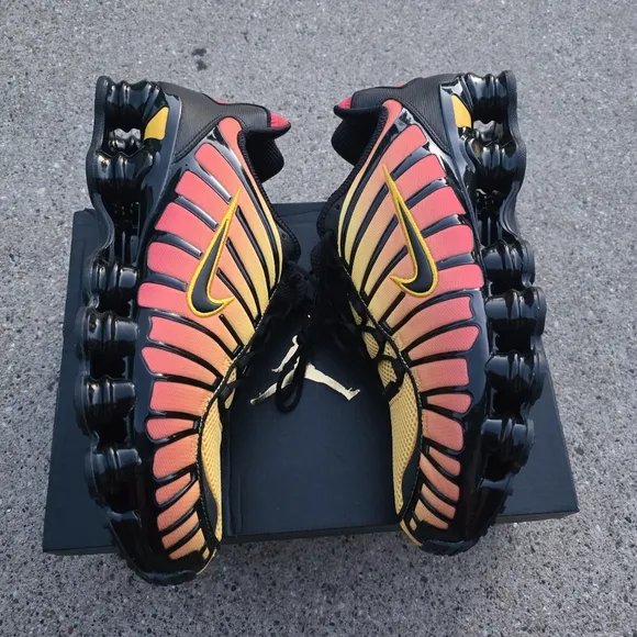 Nike  Shox TL Black and Yellow Sneaker Men Size 13