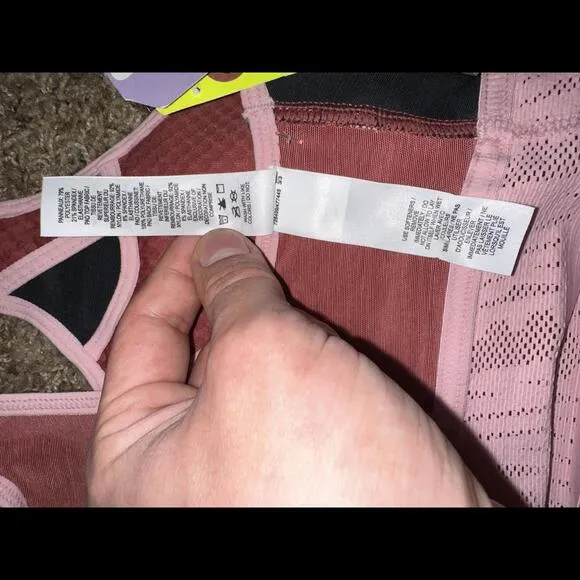 Nike Swoosh Ultrabreathe Women's Medium-support Padded Sports Bra Sample