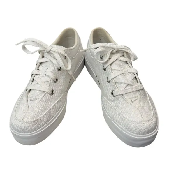 Nike Vintage Women's Y2K 2000 White Non-Marking Canvas Sneakers 8.5 RARE