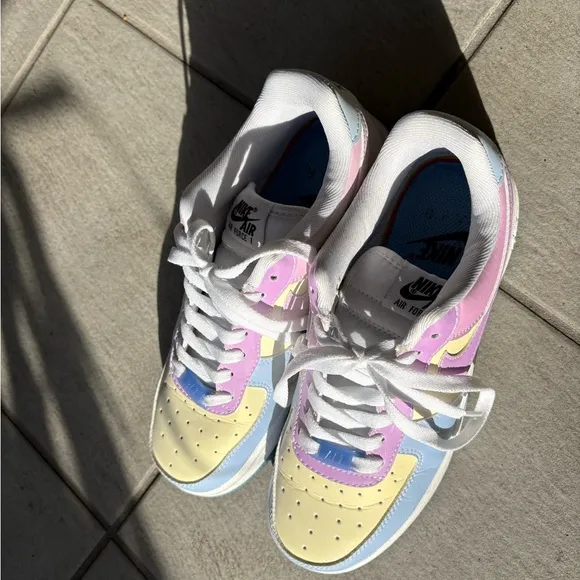 Nike White and Blue Athletic Shoes with Classic Design