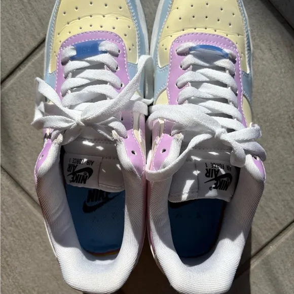 Nike White and Blue Athletic Shoes with Classic Design