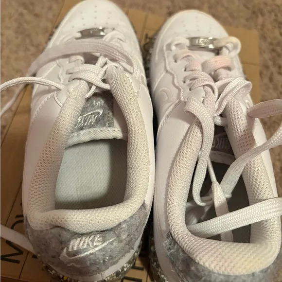 Nike White Sneakers with Speckled Sole