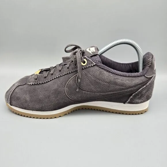 Nike Womens Cortez x Maria Sharapova Size 9.5 Gray Suede Gum Sole Sneakers