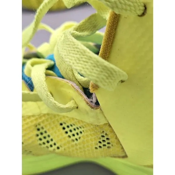 Nike Zoom Hyperfuse Basketball Sneakers 2013 Volt Vivid Blue, 615896-700, Size 9