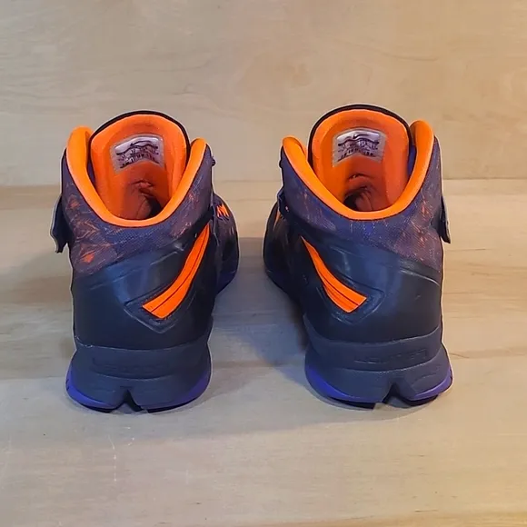 Nike Zoom Lebron Solider 8 Cave Purple Mens Basketball Sneakers
