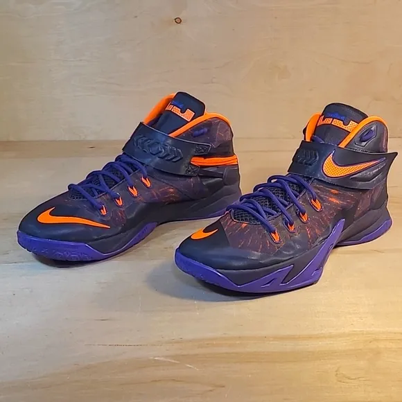 Nike Zoom Lebron Solider 8 Cave Purple Mens Basketball Sneakers