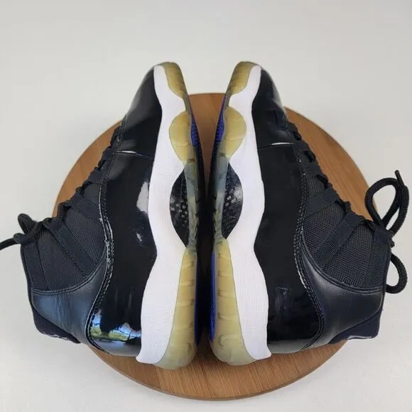 Nike Air Jordan 11 “Space Jam” 378037-003 Sneakers Mens Shoe size 7.5 Womens 9.5