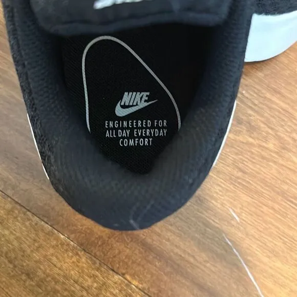 Nike Black Sneakers with White Sole NWOB Sz‎ 6.5