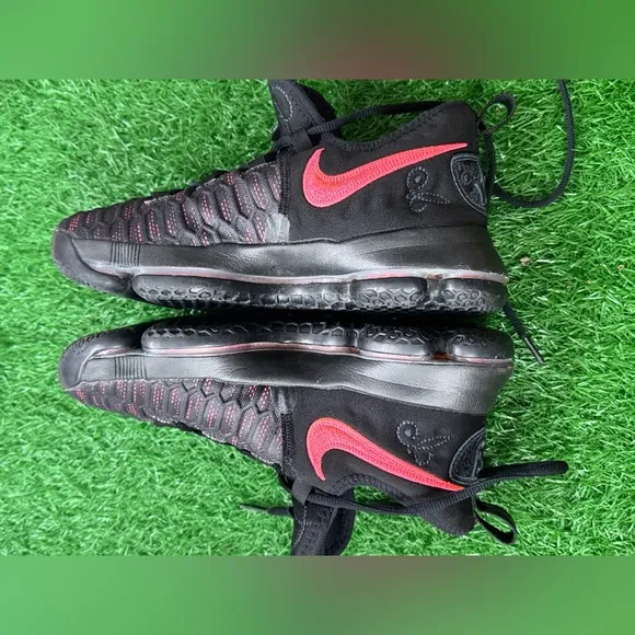 NikeKD 9 GS 'AUNT PEARL'Size 5Y