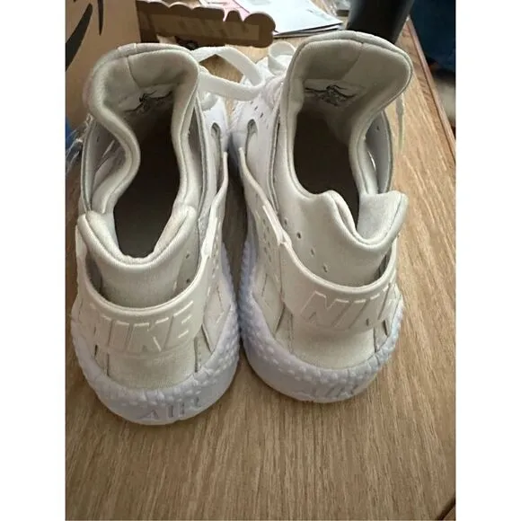 NIKE MEN'S AIR HUARACHE WHITE SNEAKERS