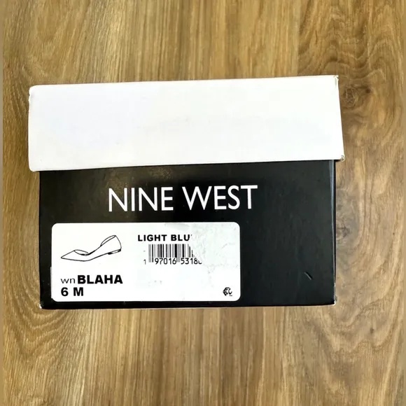 Nine West Blaha Light Blue Suede Kitten, Heel Flats Size 6 M NIB