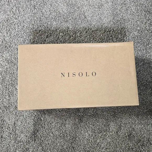 Nisolo Men's Everyday Oxford in color Tobacco NEW size 10.5