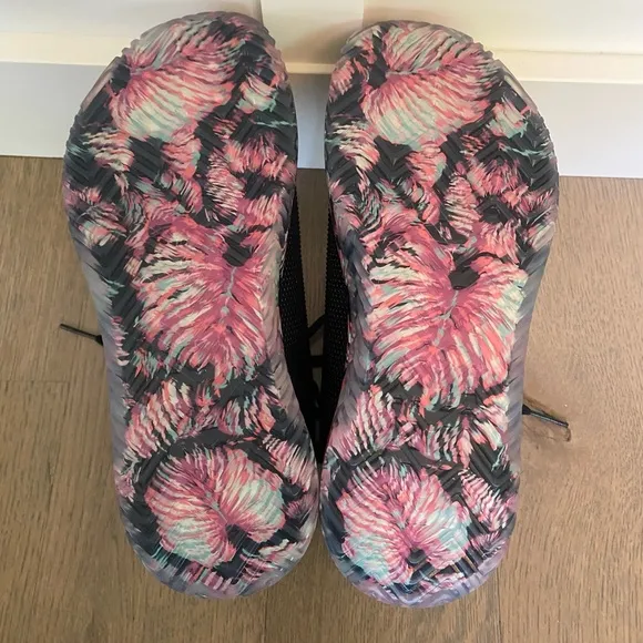 NOBULL Black Sneakers with Tropical Sole