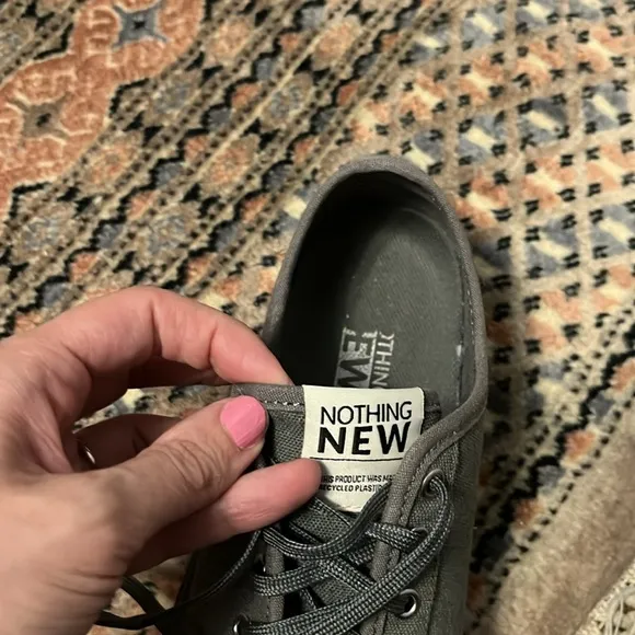 Nothing New Men's Classic Low Top