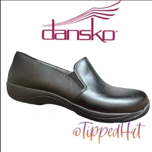 NWOB $150 DANSKO Noah Leather