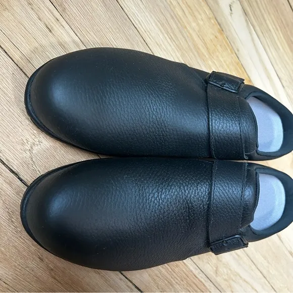 NWOB SAS Women's Clog-Slip Resistant Black slip‎ ons 9.5
