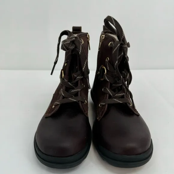 NWOB Ugg Womens Hapsburg Hiker Brown Hiking Boots Shoes 6.5 New