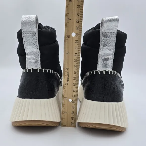 NWOT Dolce Vita Devlin Platform Zip-Up Sneakers, Black Nylon, Women's 8