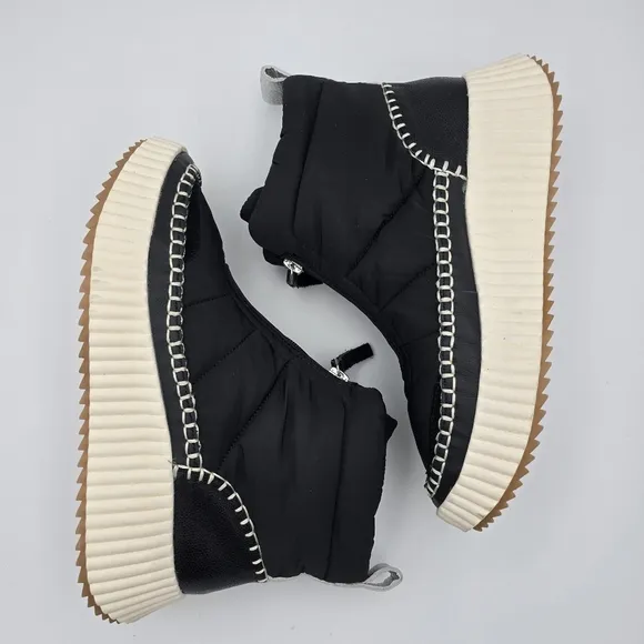 NWOT Dolce Vita Devlin Platform Zip-Up Sneakers, Black Nylon, Women's 8