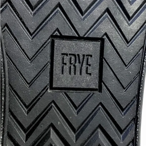 NWOT Frye Mens Astor Low Lace Brushed Leather Sneakers With Black Soles Size 8.5