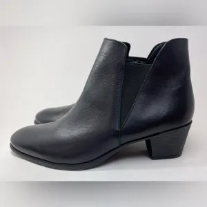 NWOT MUNRO Jackson Chelsea Boots Black Leather Comfort Size 11M