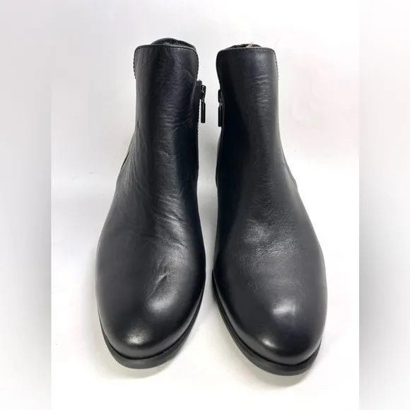 NWOT MUNRO Jackson Chelsea Boots Black Leather Comfort Size 11M