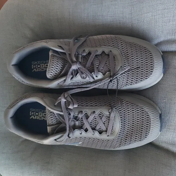 NWOT Skechers Go Golf Arch Fit Shoes