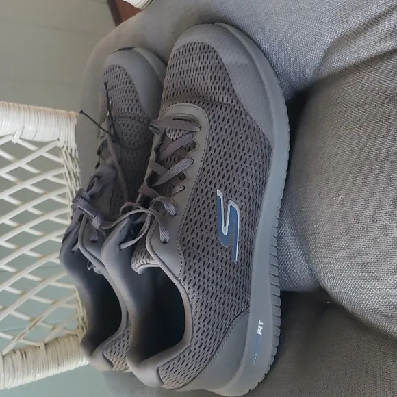NWOT Skechers Go Golf Arch Fit Shoes
