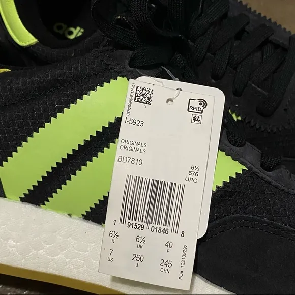 NWT Adidas Originals Neon 3 Stripe Sneakers