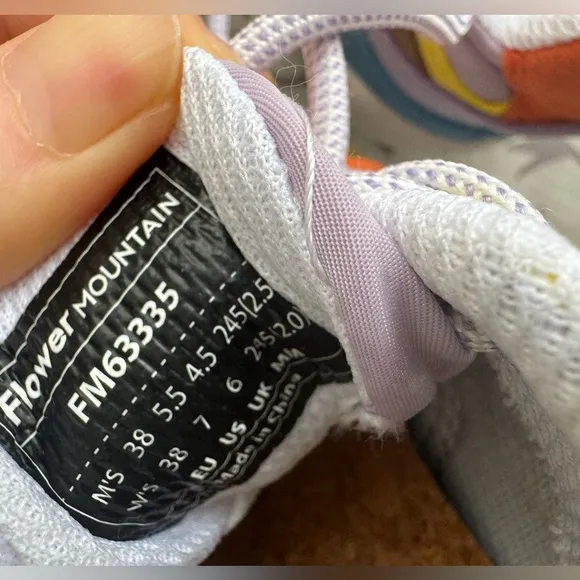 NWT Anthropologie Flower Mountain Washi Sneakers Multi Size 7