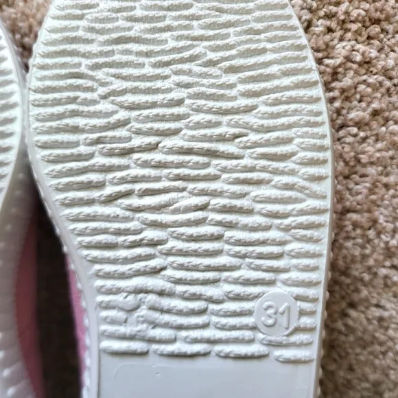 ♥️NWT♥️ BODEN GIRLS CANVAS SNEAKERS