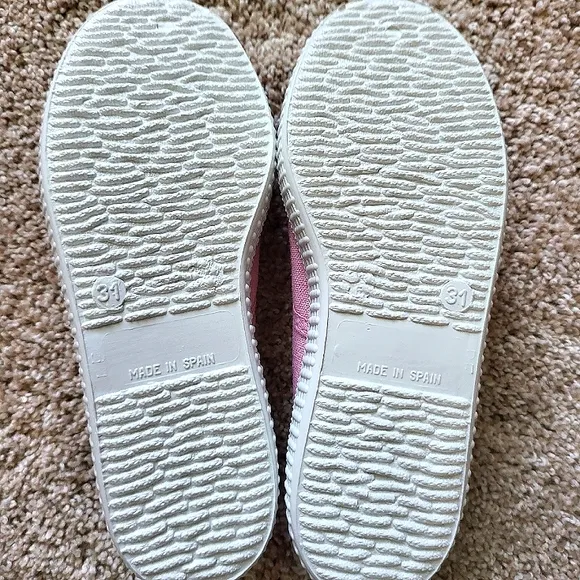 ♥️NWT♥️ BODEN GIRLS CANVAS SNEAKERS