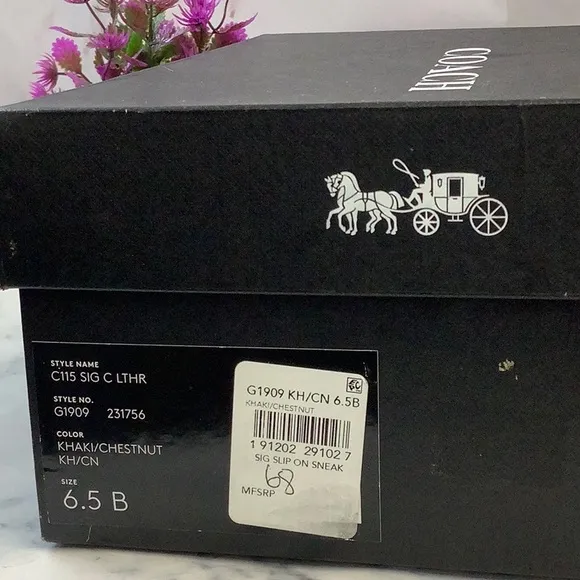 NWT Coach Sneakers in C Logo Size 6.5