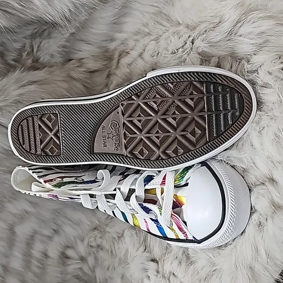 NWT Converse Girls' Chuck Taylor Multicolor All Star Hi Top Sneakers Sz 2