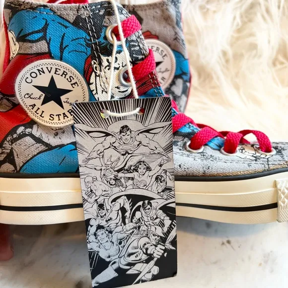 NWT Converse LIMITED EDITION DC Superman Sneakers Sz 3