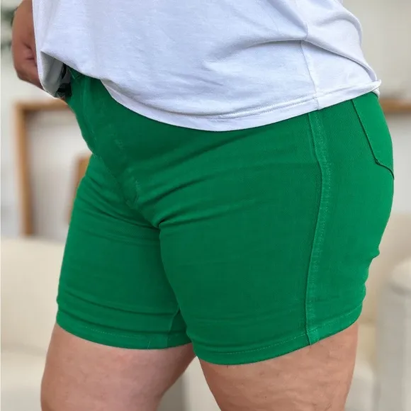 NWT Judy Blue PLUS   REG Size Green Tummy Control Garment Dyed Denim Shorts
