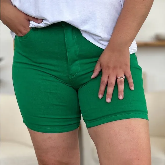 NWT Judy Blue PLUS   REG Size Green Tummy Control Garment Dyed Denim Shorts