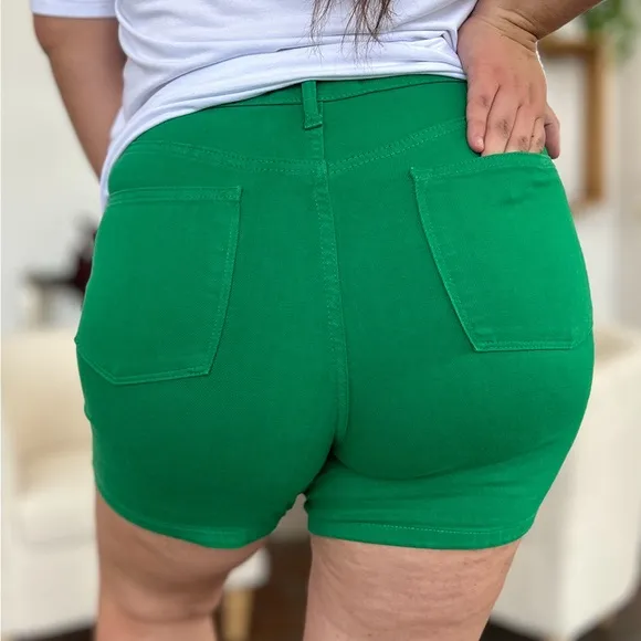 NWT Judy Blue PLUS   REG Size Green Tummy Control Garment Dyed Denim Shorts