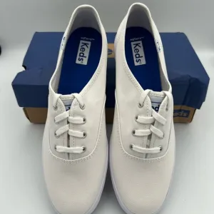 NWT Keds White Canvas Sneakers