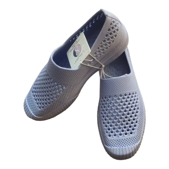 NWT Layer 8 Katie Rubber comfy Shoes Denim Blue Size 8