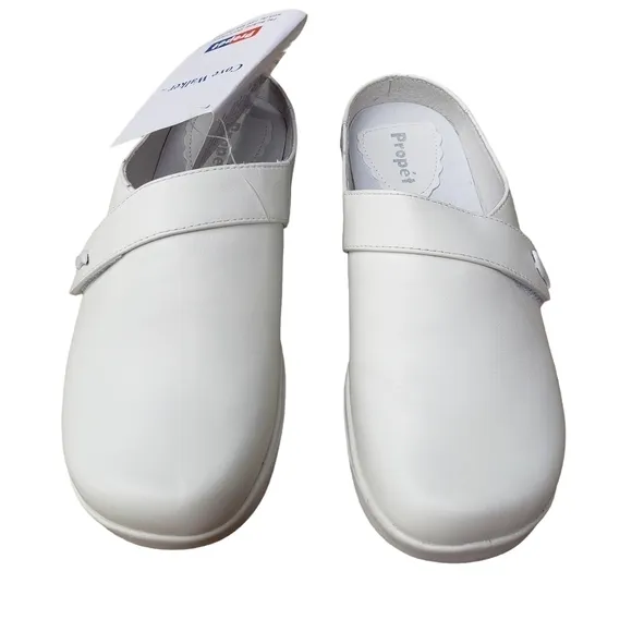 NWT Propèt Cove Walker, Size 7