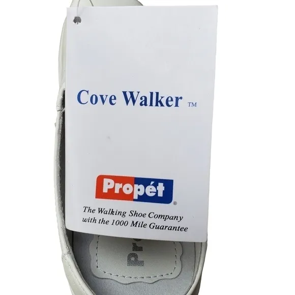 NWT Propèt Cove Walker, Size 7