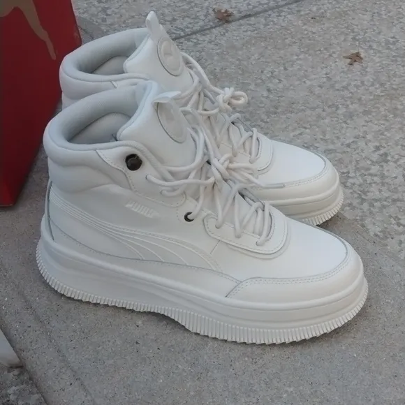 NWT Puma Mayra Frosted Ivory size 9