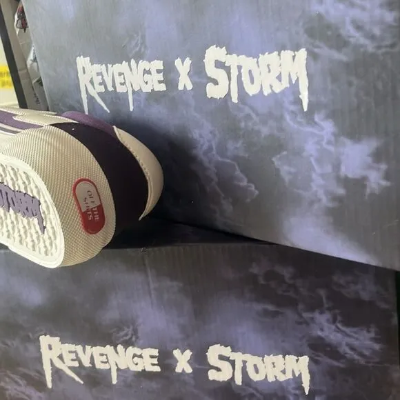 NWT REVENGE X STORM Sneakers Violet Purple size 9