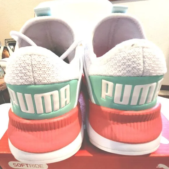 NWT Shoes Women Athletic Puma SZ Women 7,  Youth Equivalent 5, White Orange