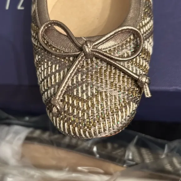 NWT Stuart Weitzman Women's Brown and Tan Flats