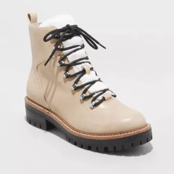 NWT women's hiking boots taupe sz 9
